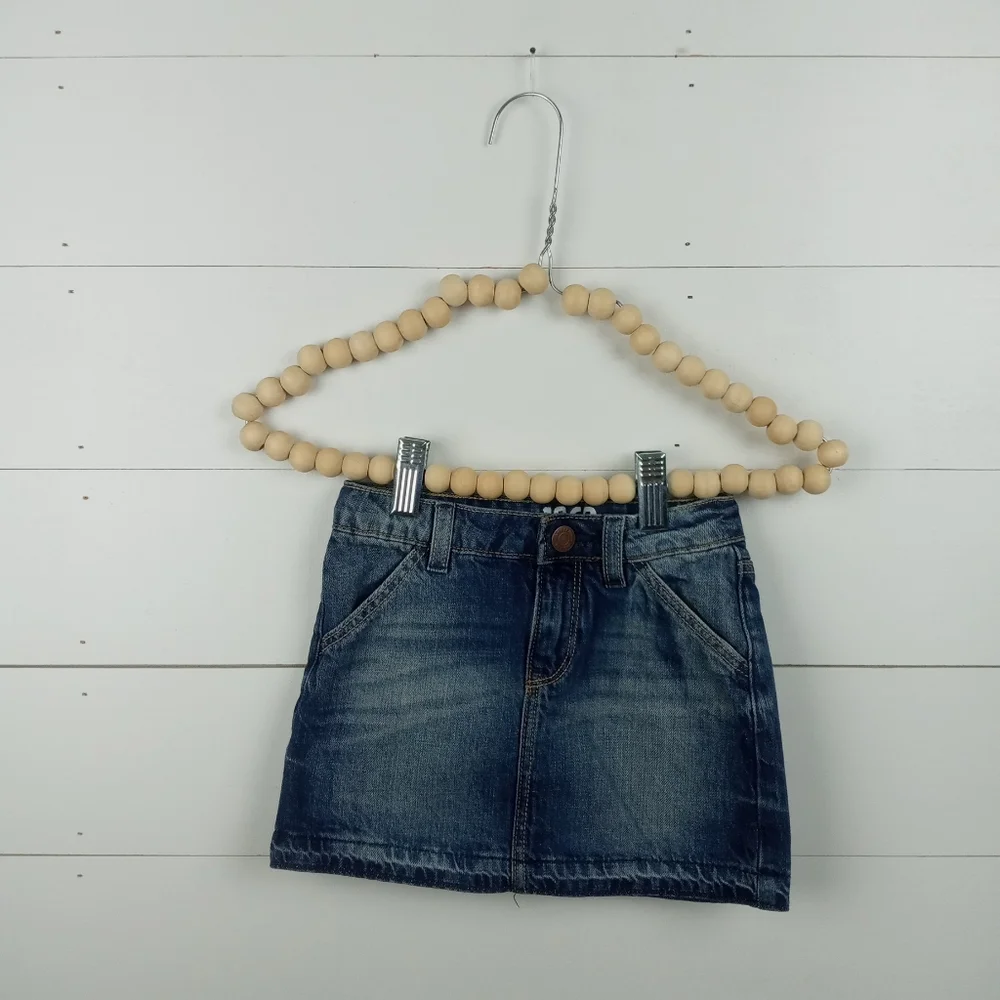 Baby Gap girls size 4 mini denim normal wash jean skirt slide snap with zipper